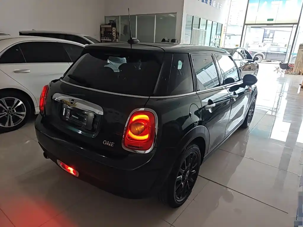 MINI Mini — миниатюра 7