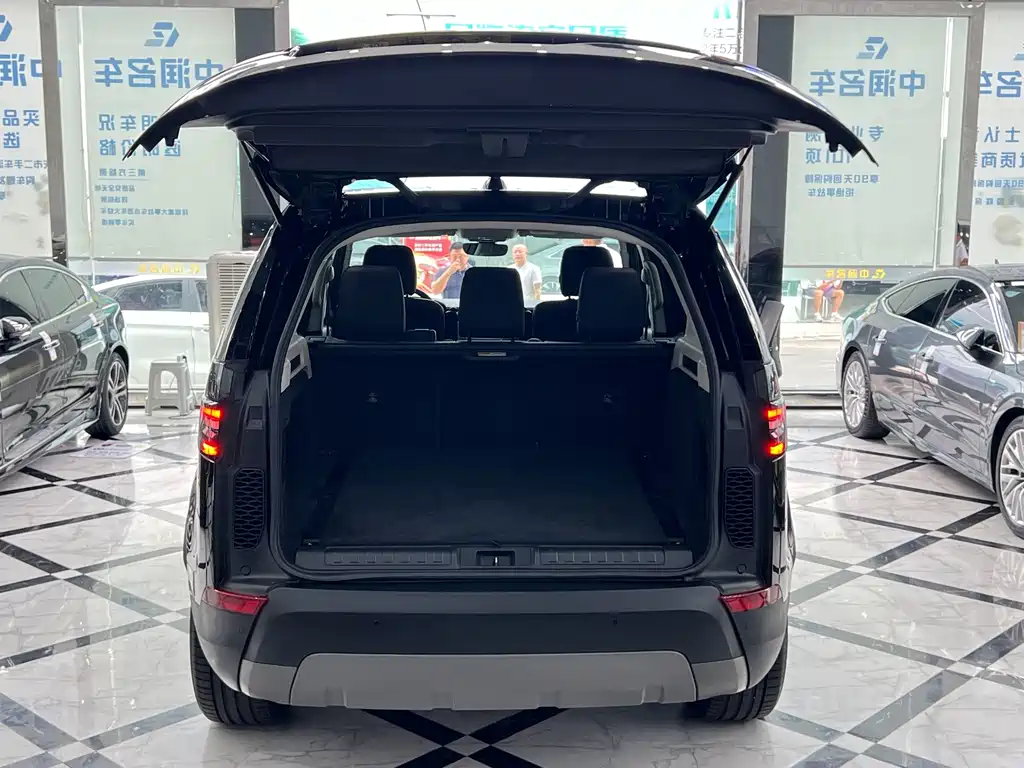 Land Rover Discovery — миниатюра 12