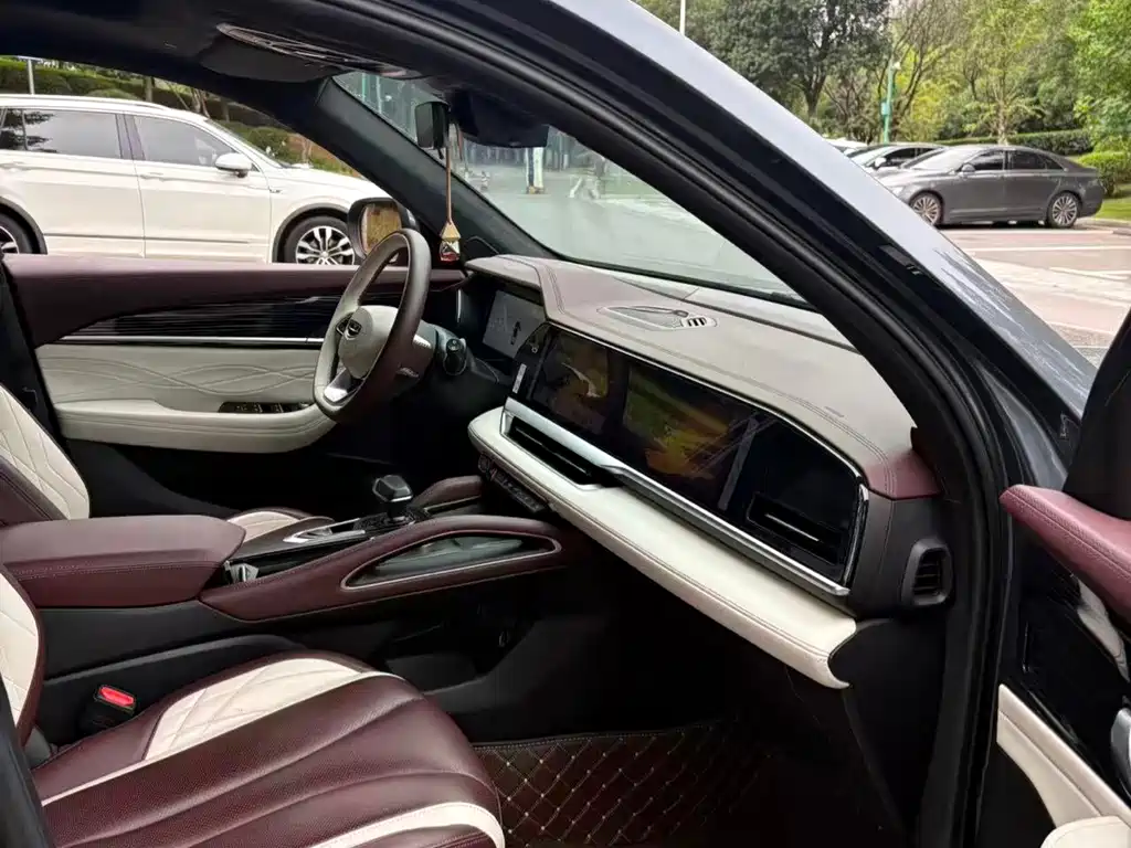 Geely Xingyue L — миниатюра 10