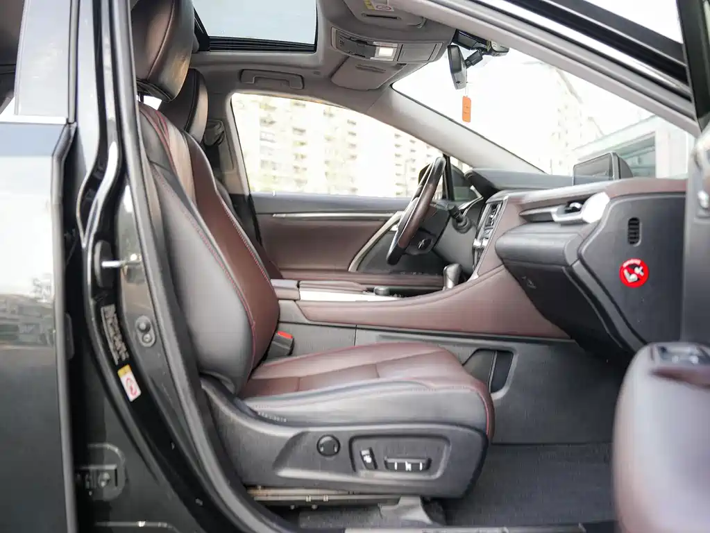 Lexus RX — миниатюра 11