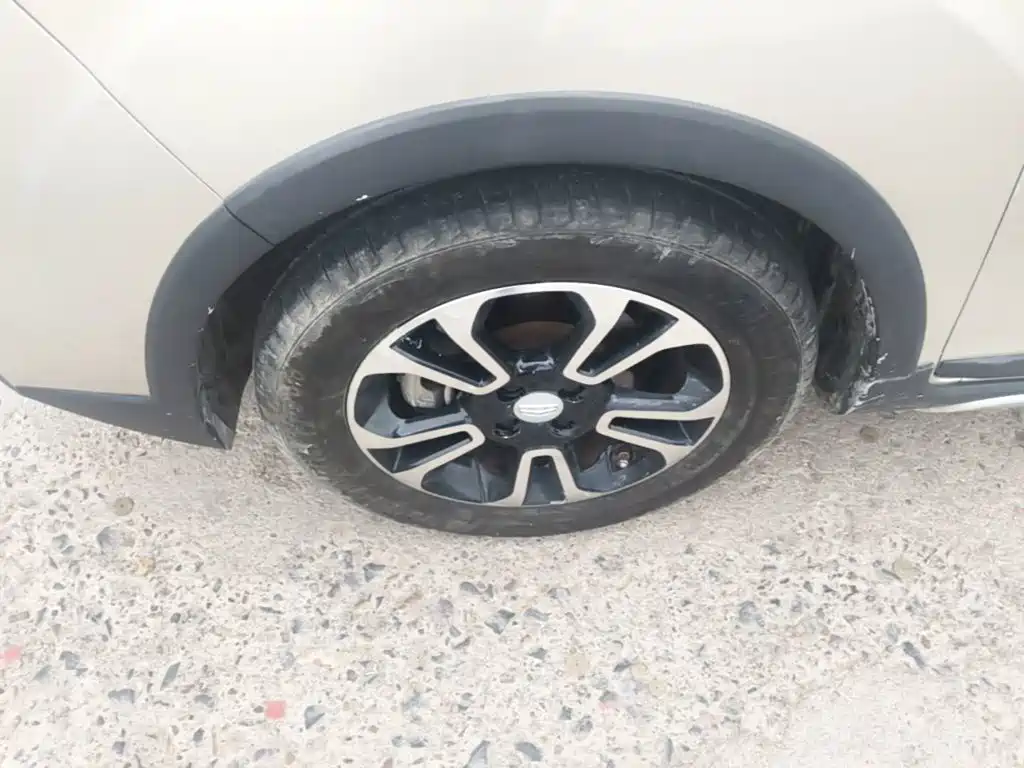Geely Vision X3 — миниатюра 23