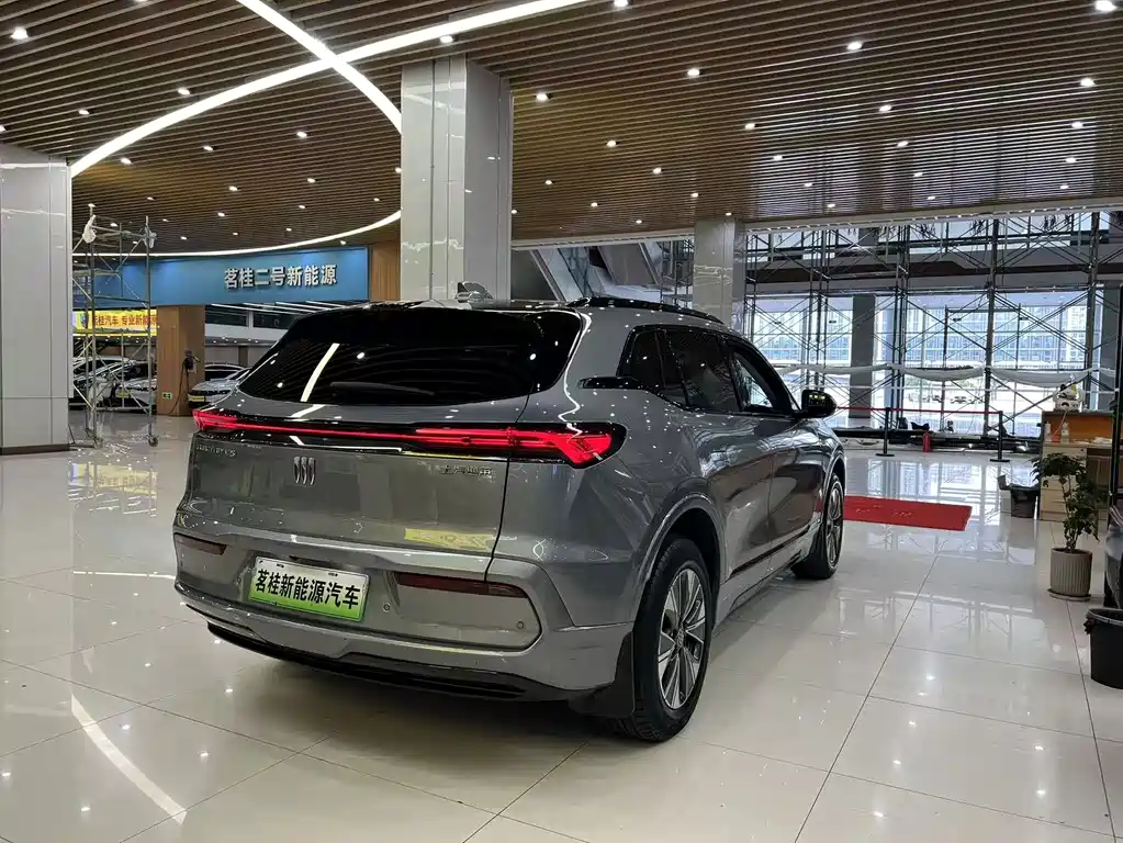 Buick E5 — миниатюра 14