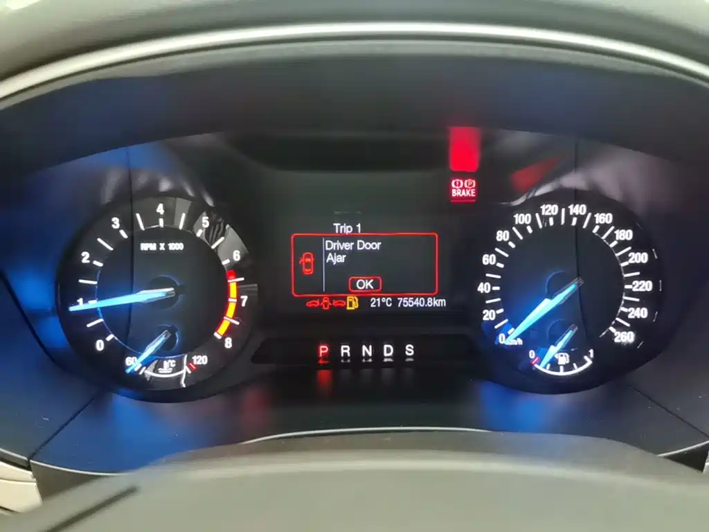 Ford Mondeo — миниатюра 12