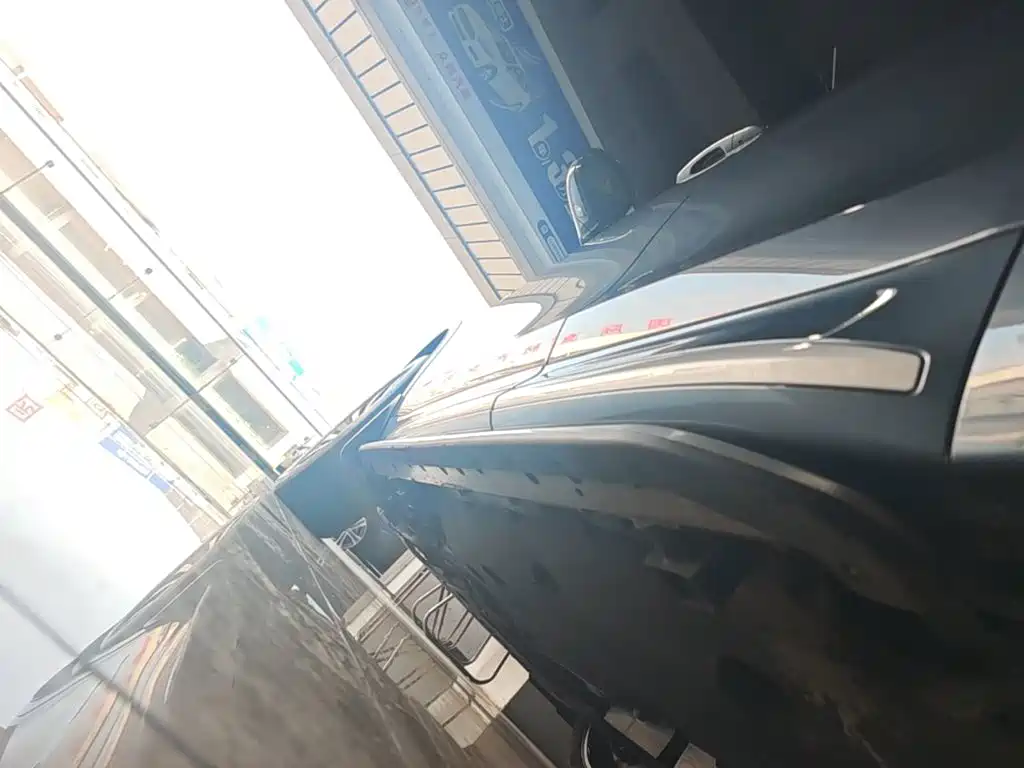 Land Rover Discovery Sport — миниатюра 22