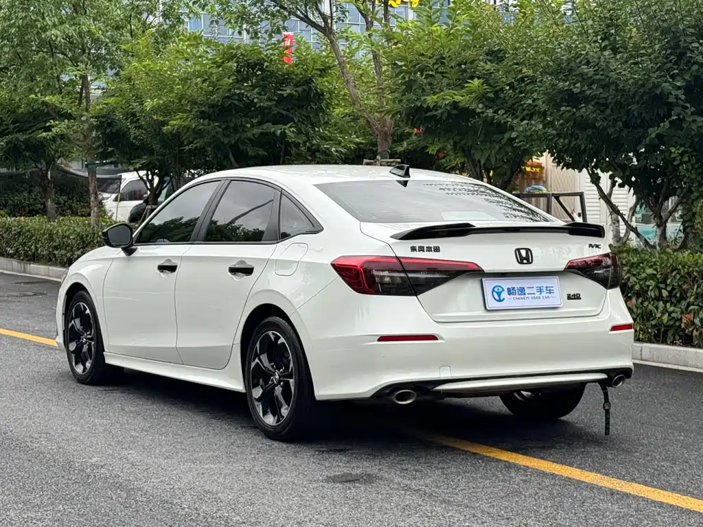 Honda Civic 2022 240TURBO CVT