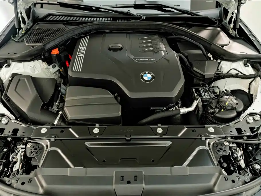 BMW 3 Series — миниатюра 24