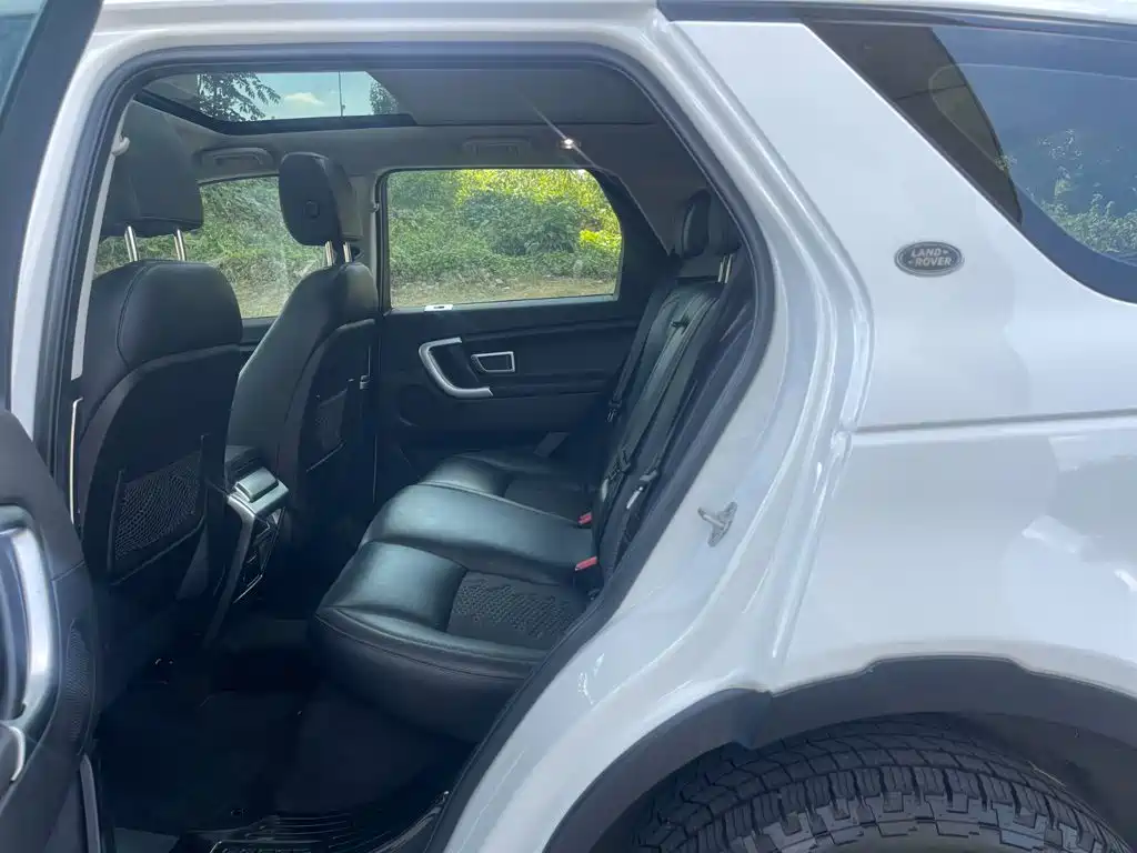Land Rover Discovery Sport — миниатюра 13