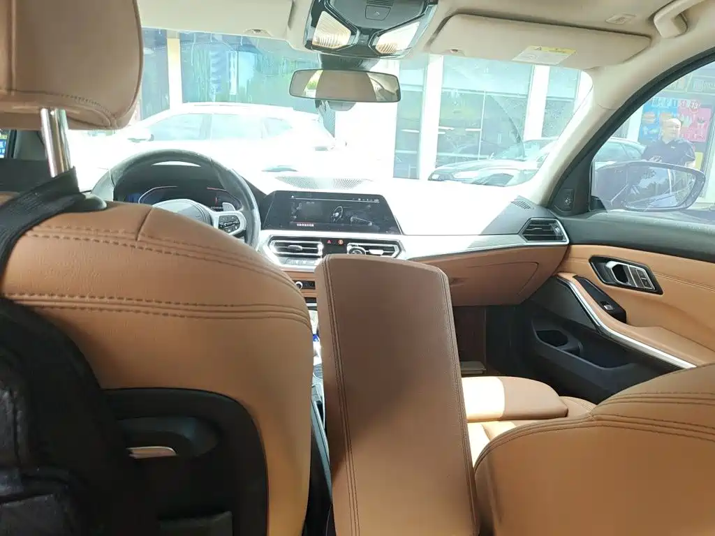BMW 3 Series — миниатюра 9