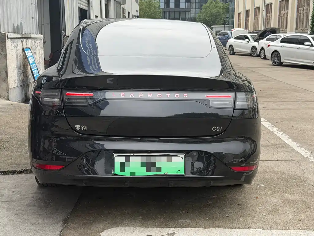 Leapmotor Leapmotor C01 — миниатюра 8
