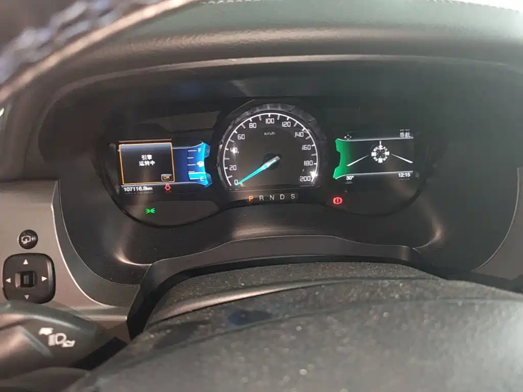 Ford Everest — миниатюра 8