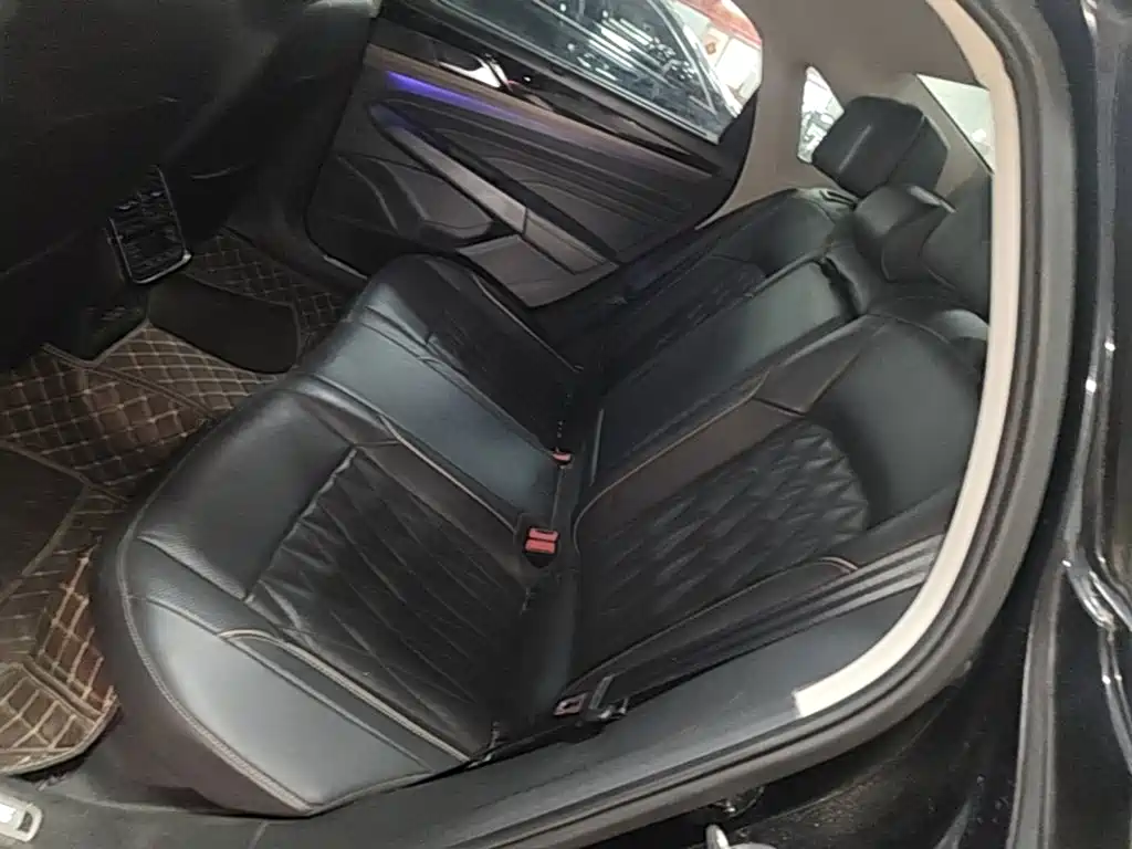 Volkswagen Passat — миниатюра 17