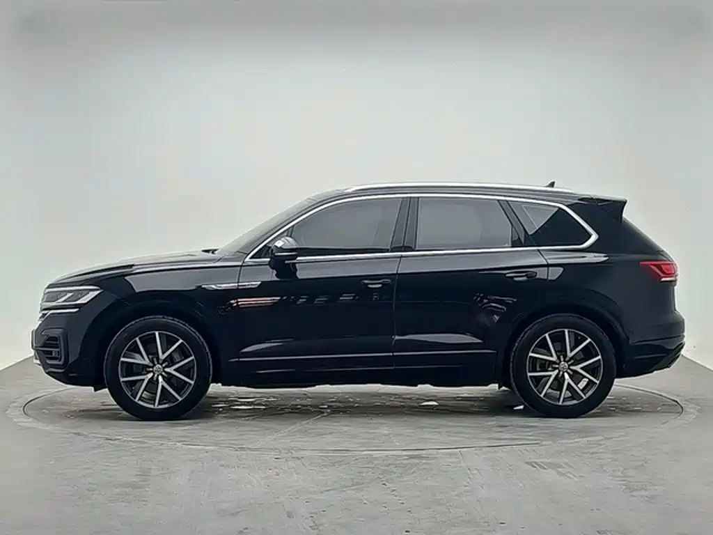 Volkswagen Touareg — миниатюра 2