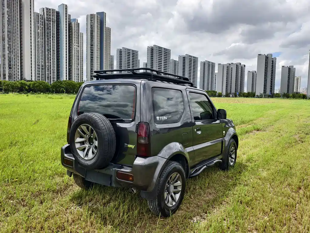 Suzuki Jimny — миниатюра 4