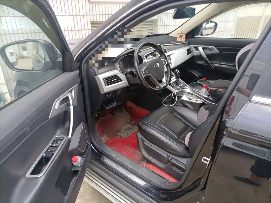 Geely Boyue — миниатюра 13
