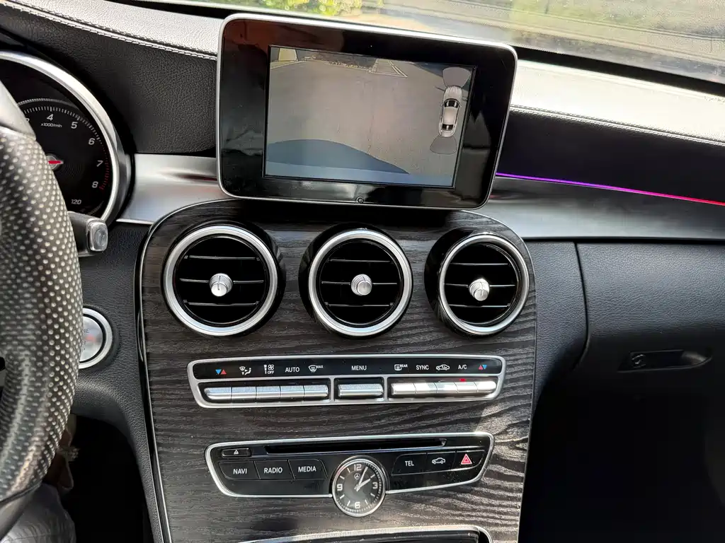 Mercedes-Benz C-Class — миниатюра 10