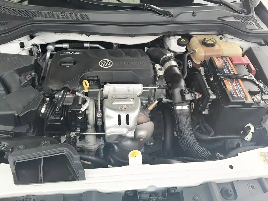 Buick Excelle — миниатюра 10