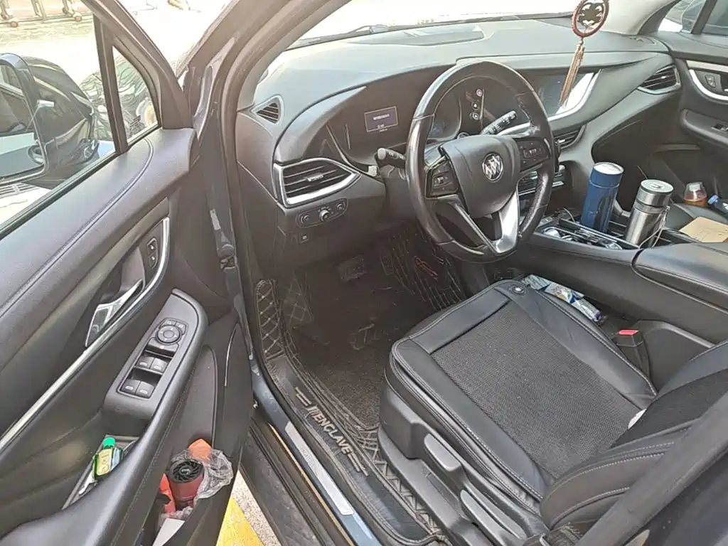 Buick Enclave — миниатюра 21