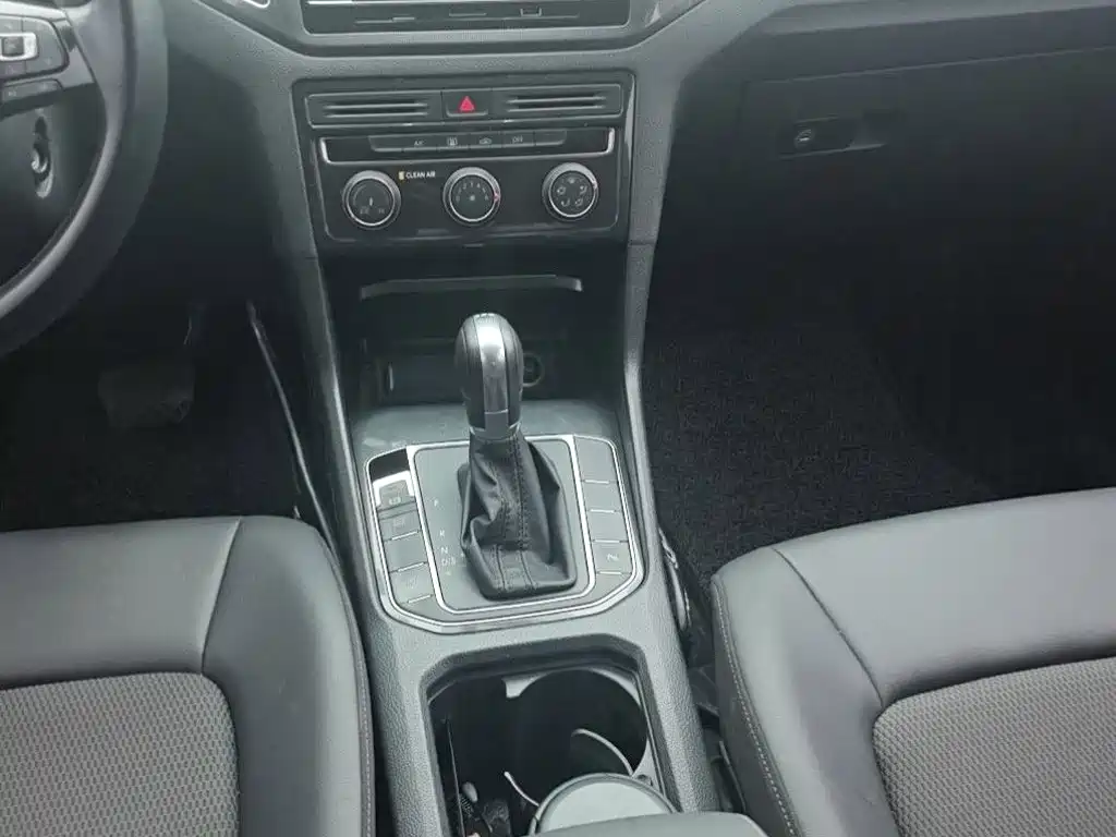 Volkswagen Golf Sportsvan — миниатюра 13