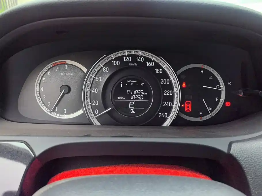 Honda Accord — миниатюра 14