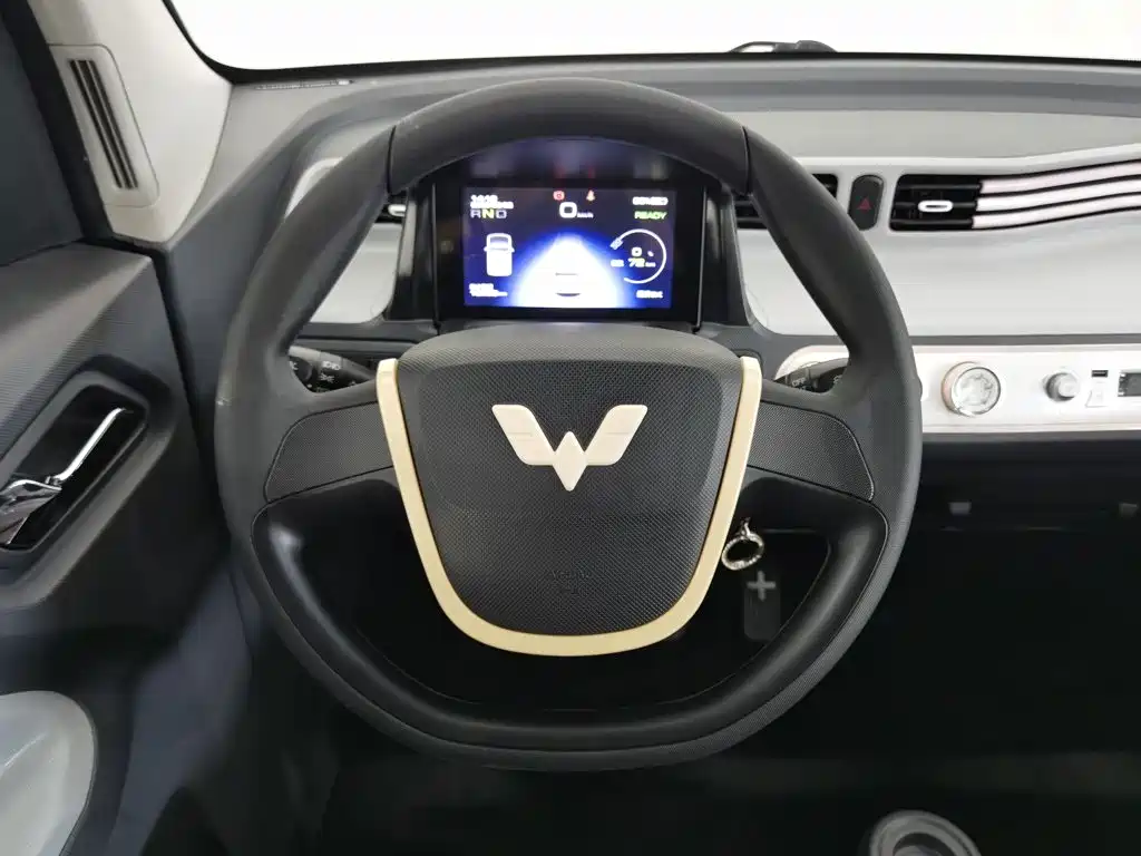 Wuling MINIEV — миниатюра 11