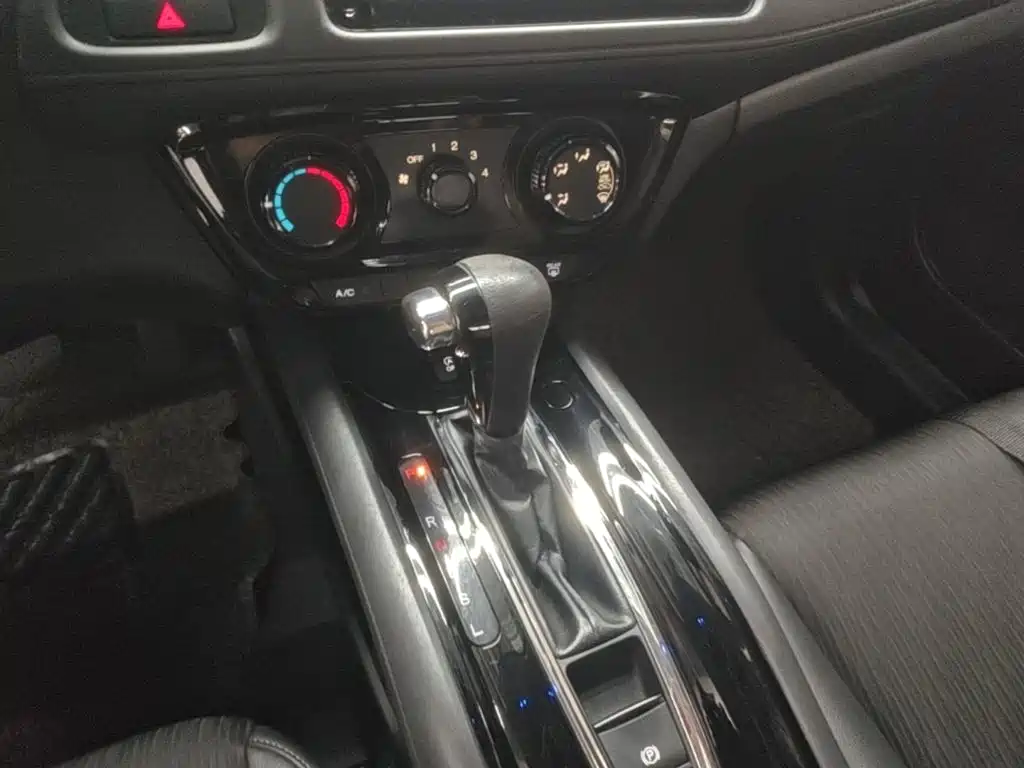 Honda Vezel — миниатюра 14