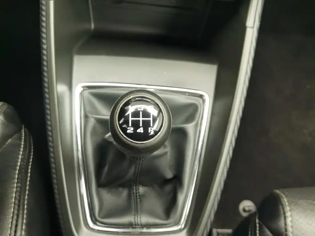 MG ZS — миниатюра 13