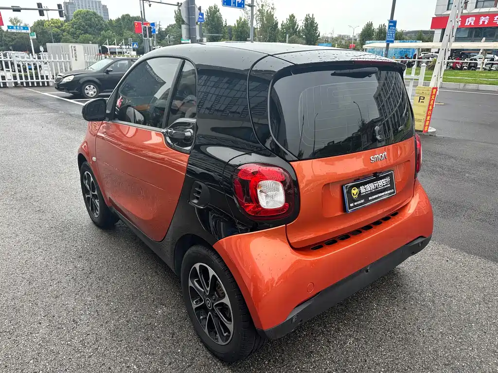 smart Smart Fortwo — миниатюра 7