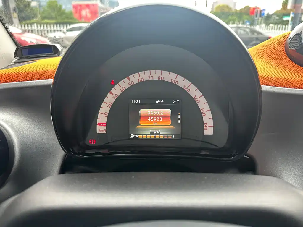smart Smart Fortwo — миниатюра 9