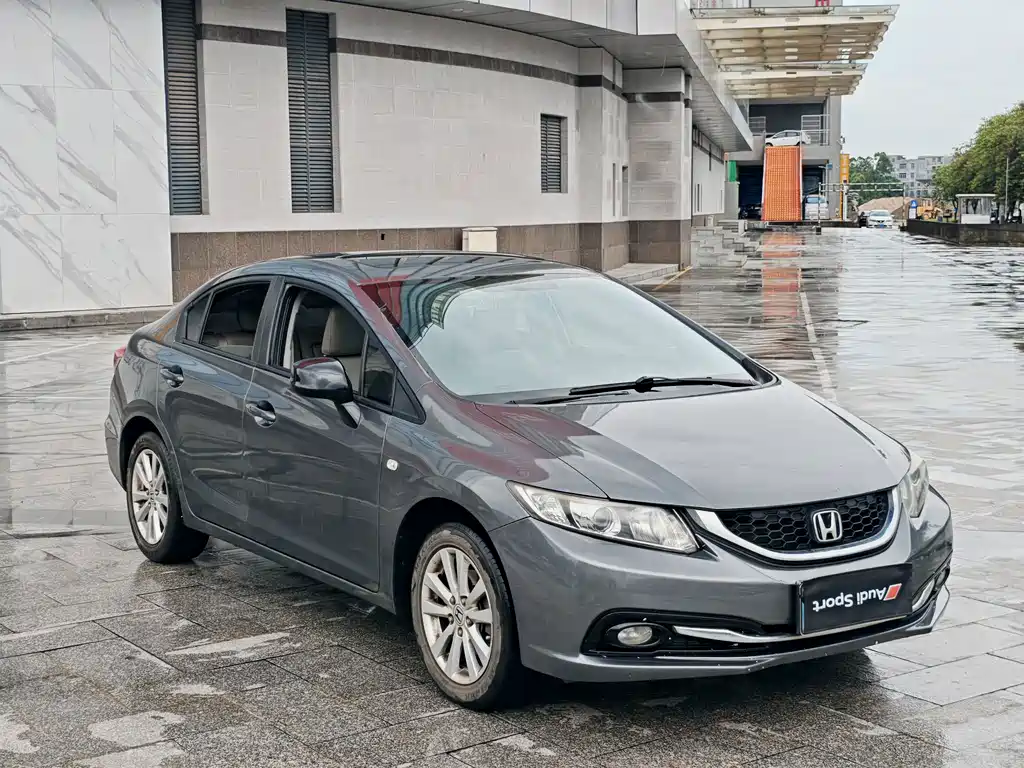 Honda Civic — миниатюра 13