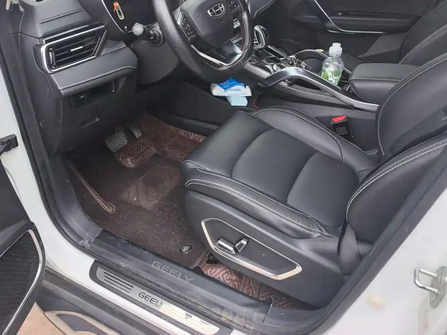 Geely Boyue — миниатюра 9