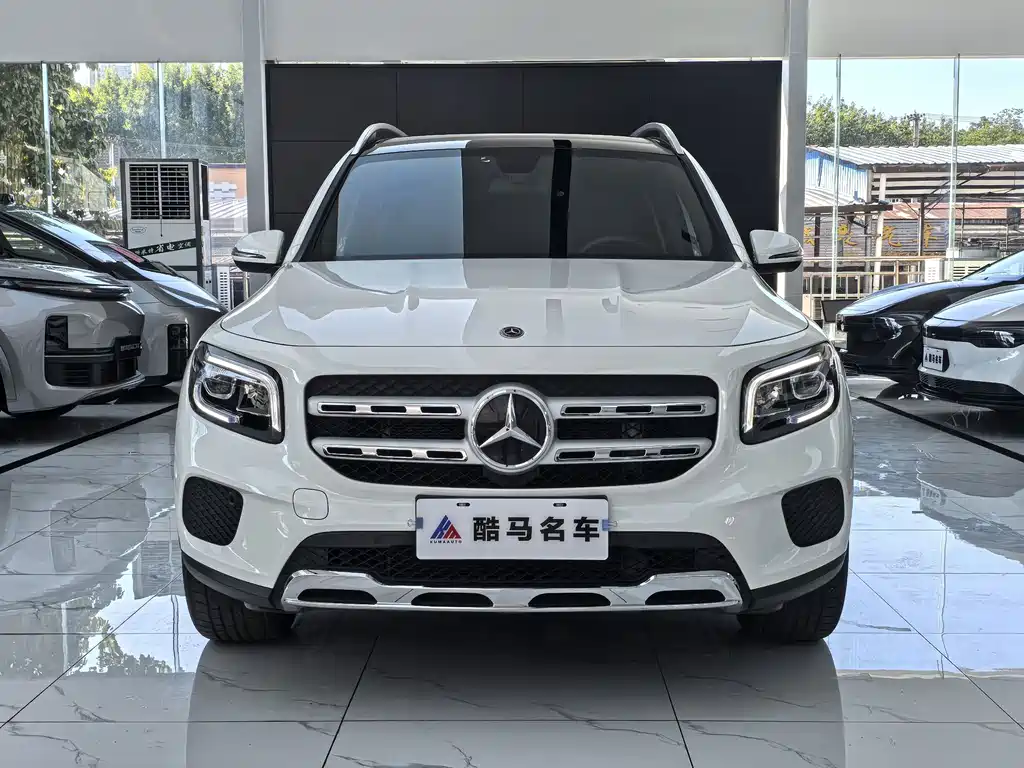 Mercedes-Benz GLB — миниатюра 2