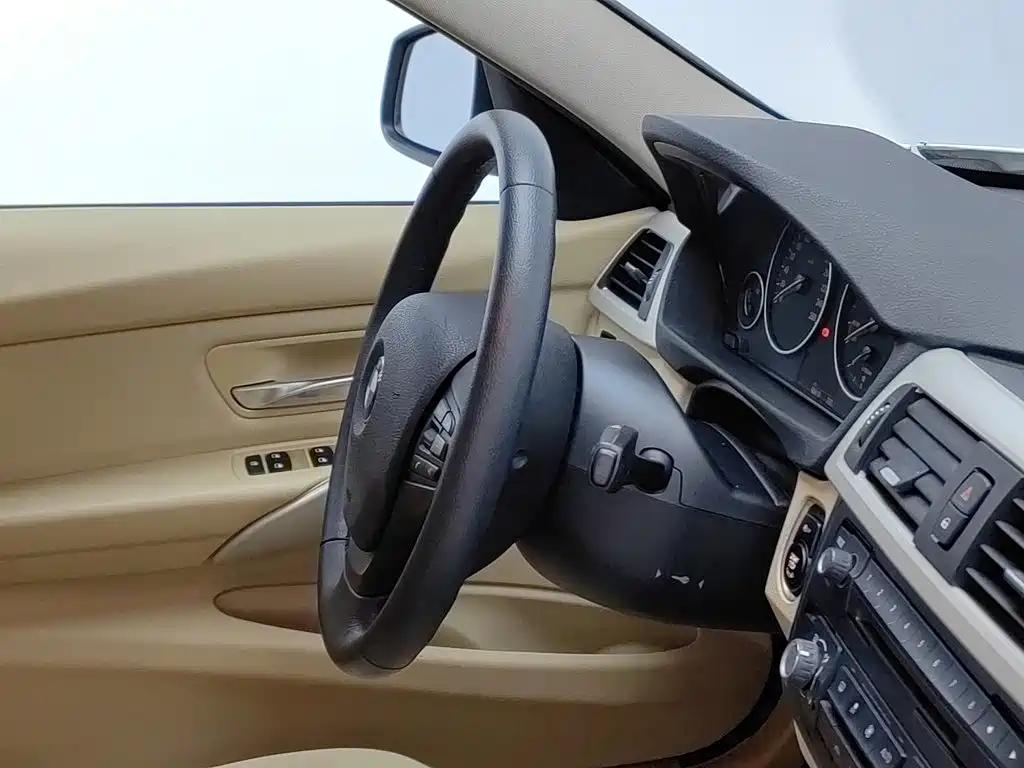 BMW 3 Series — миниатюра 22