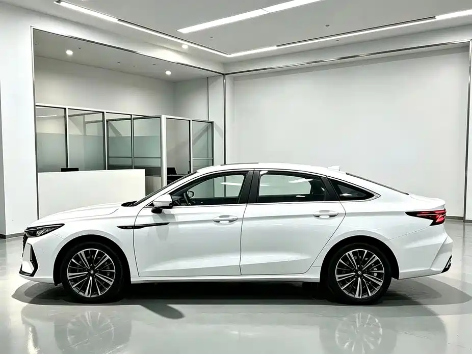 Chery Arrizo 8 — миниатюра 3
