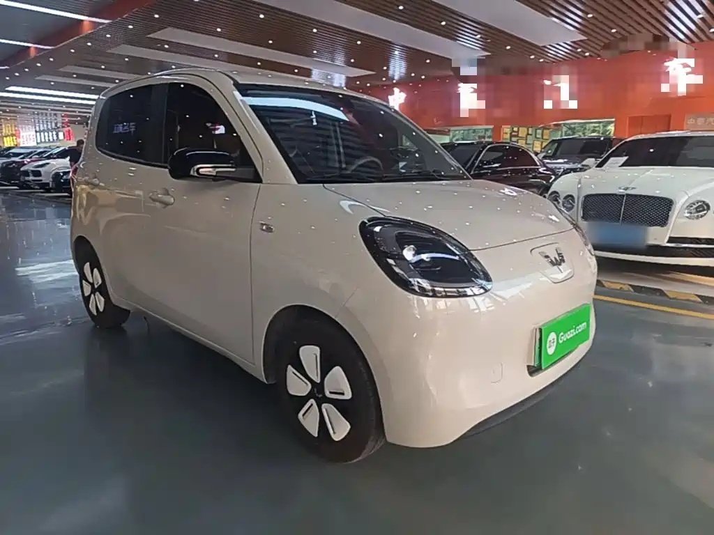 Wuling MINIEV — миниатюра 4