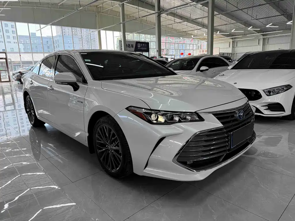 Toyota Avalon — миниатюра 3