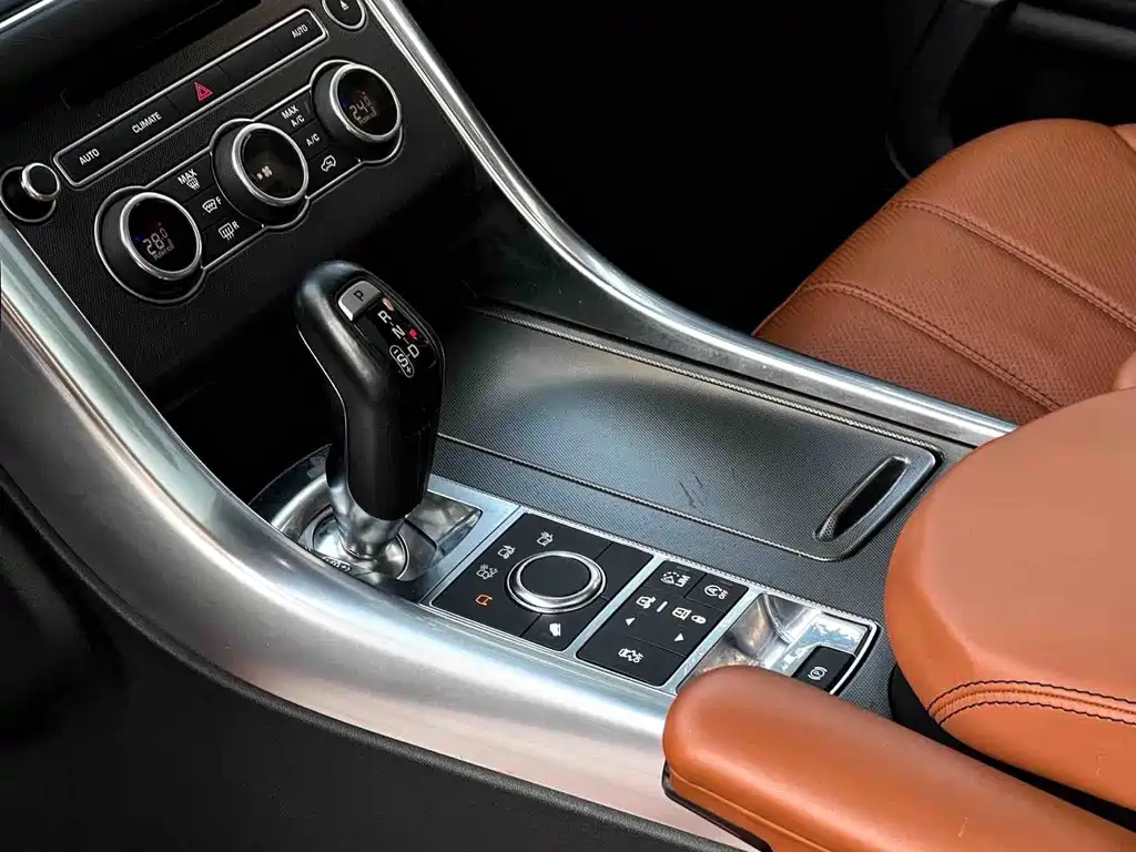Land Rover Sport — миниатюра 9
