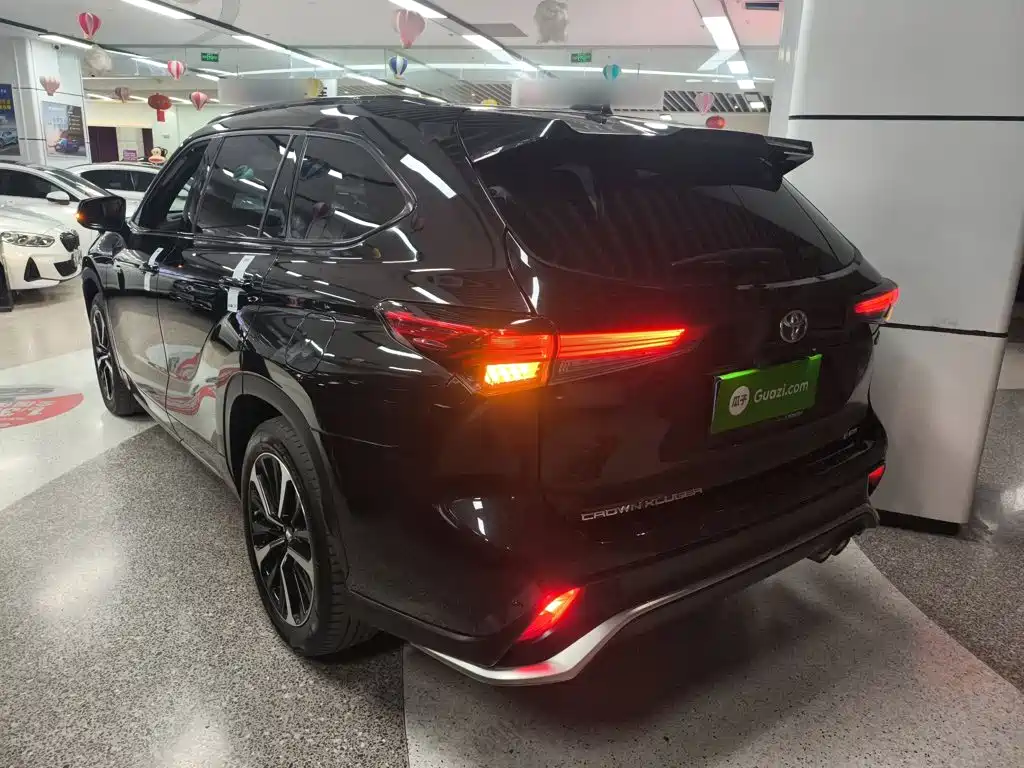 Toyota Crown Kluger 2021 2.5L HEV Luxury