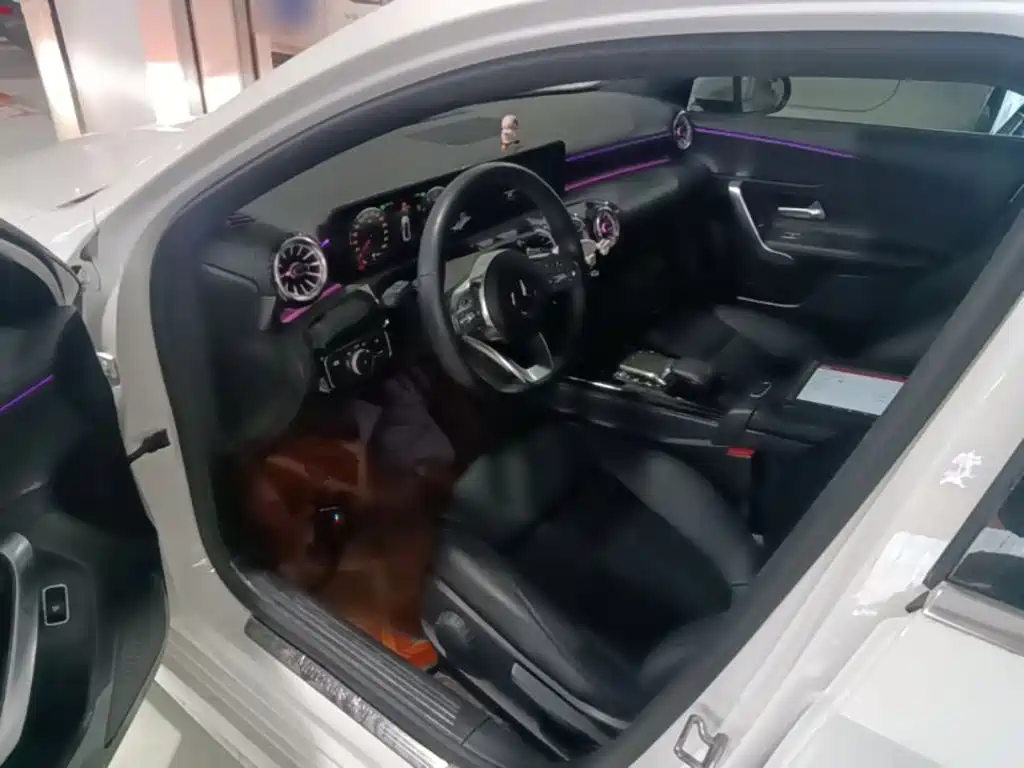 Mercedes-Benz A-Class A 2022 A 200 L Sport Fashion