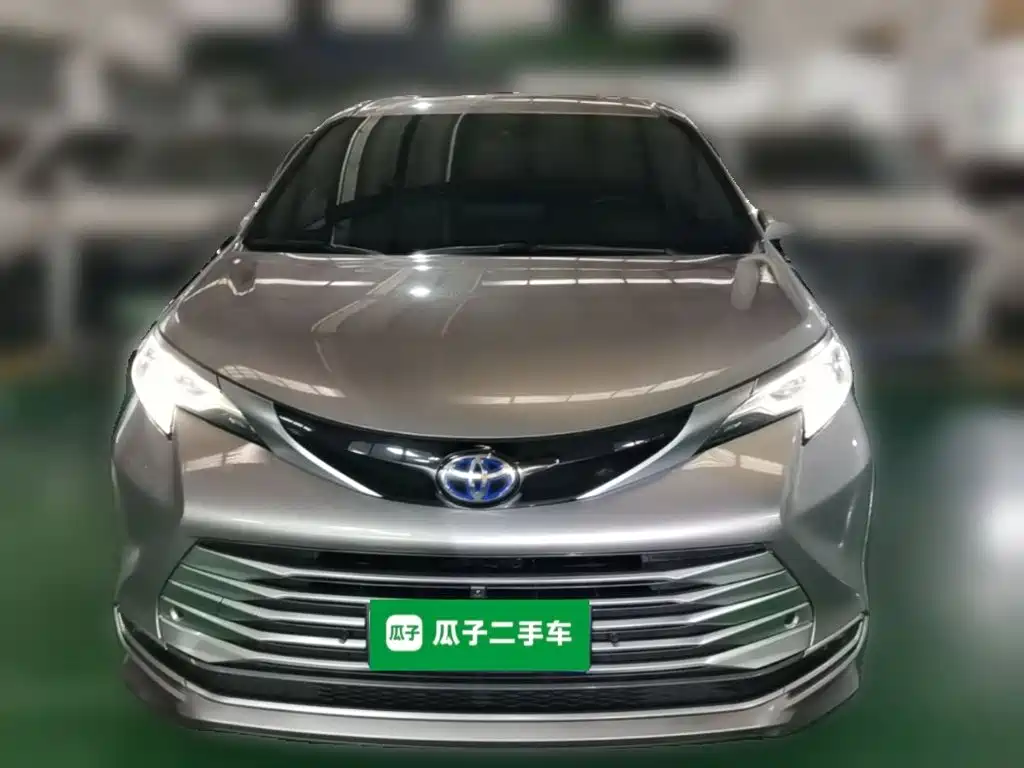 Toyota Sienna 2021 2.5L