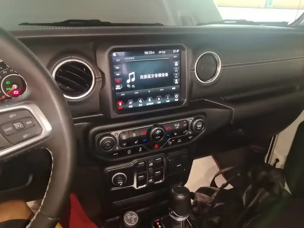 Jeep Gladiator — миниатюра 13