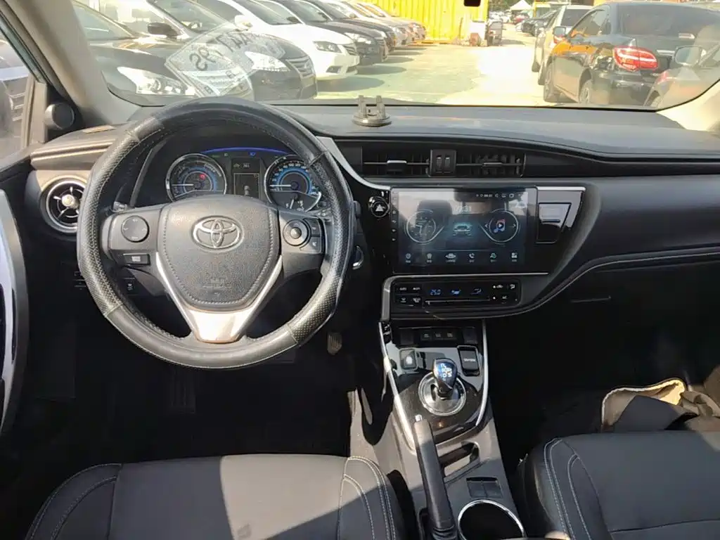 Toyota Corolla — миниатюра 10