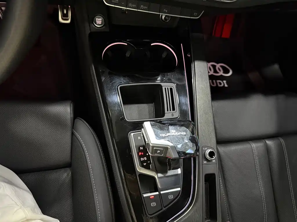 Audi A4L — миниатюра 8