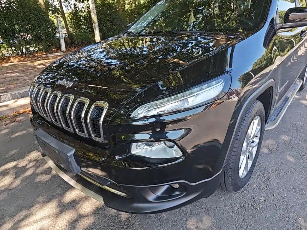 Jeep Cherokee — миниатюра 24