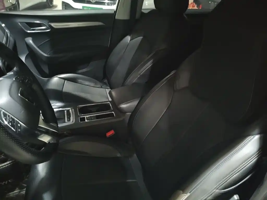 Roewe i6 Classic — миниатюра 19