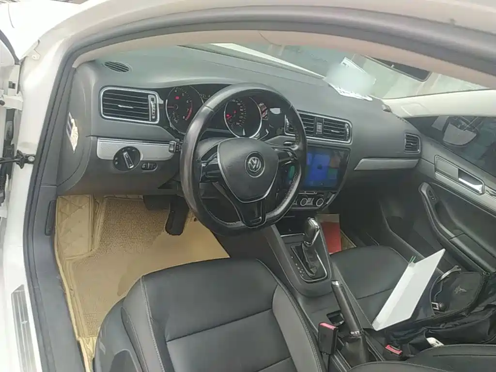 Volkswagen Sagitar — миниатюра 10
