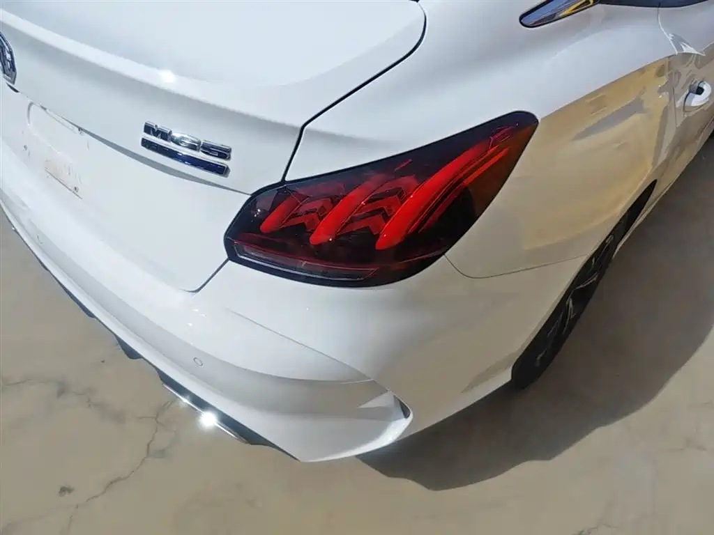 MG 5 2023 180DVVT CVT Luxury