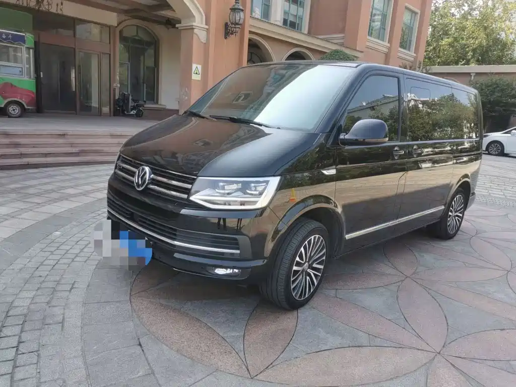 Volkswagen Multivan — миниатюра 3