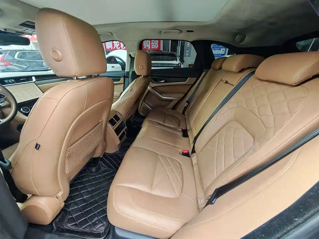 Jaguar F-PACE — миниатюра 6