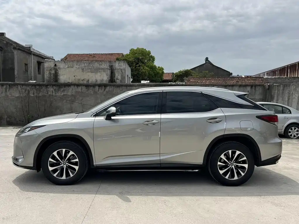 Lexus RX — миниатюра 14