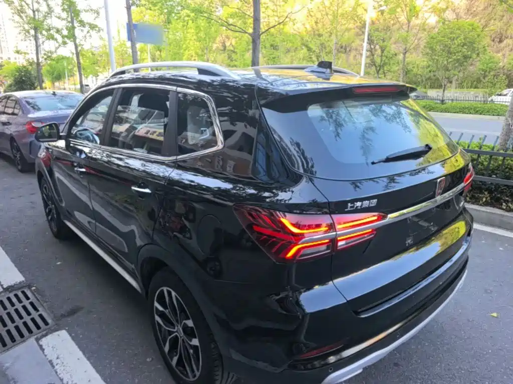 Roewe RX5 — миниатюра 5
